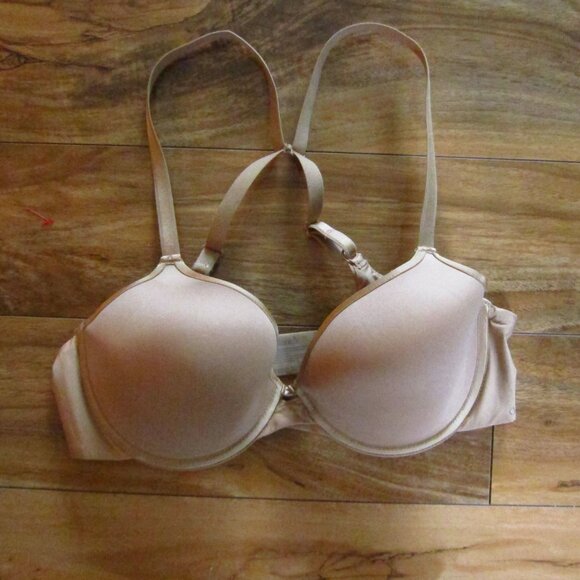 Chantelle Beige Basic Invisible Smooth Custom Fit Underwire Bra size 36C - Picture 1 of 5